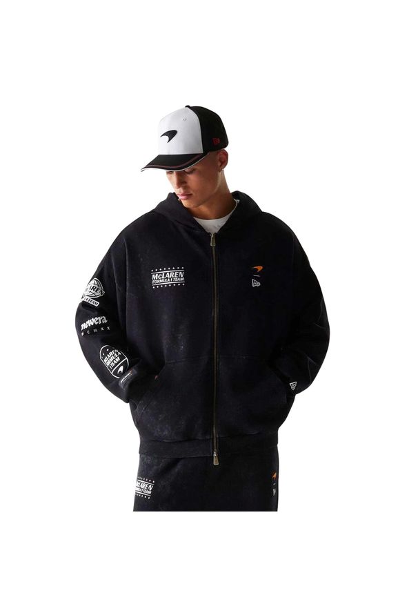 New Era - Dres z kapturem z pełnym zamkiem McLaren Racing Graphic. Typ kołnierza: kaptur. Kolor: czarny. Materiał: dresówka