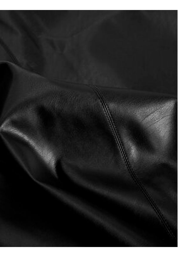 JJXX Sukienka z imitacji skóry Stella 12262769 Czarny Regular Fit. Kolor: czarny. Materiał: skóra