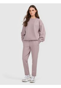 4f - 4F Spodnie dresowe damskie - beżowe L. Stan: podwyższony. Kolor: beżowy. Materiał: dresówka. Sport: turystyka piesza, fitness #1