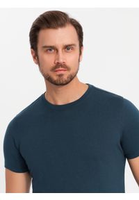 Ombre Clothing - Zestaw męskich t-shirtów bawełnianych BASIC z okrągłym dekoltem – czarny/biały/granatowy V1. Okazja: na co dzień. Kolor: biały. Materiał: bawełna. Styl: klasyczny, casual #4