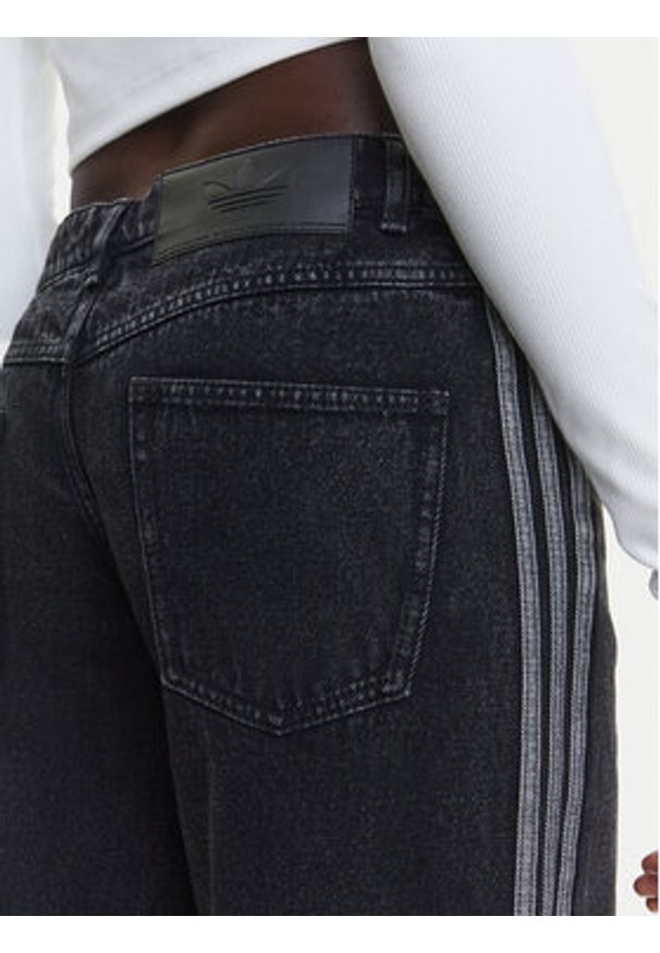 Adidas - adidas Jeansy adicolor Denim 3-Stripes JD3109 Czarny Loose Fit. Kolor: czarny