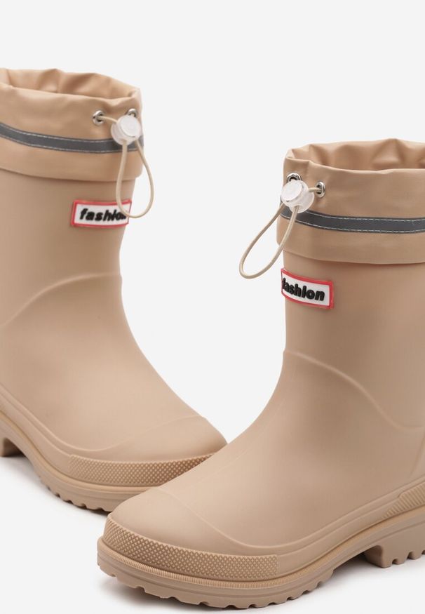 Renee - Beżowe Kalosze Hunterki Wykończone Odblaskiem i Ściągaczem Vimariay. Kolor: beżowy. Materiał: jeans. Sezon: jesień. Obcas: na obcasie. Styl: elegancki. Wysokość obcasa: niski
