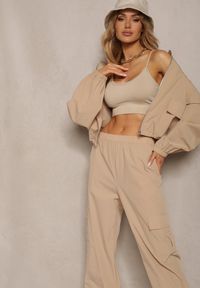 Renee - Beżowy Komplet Dresowy Spodnie Bojówki z Gumką w Pasie i Bluza na Suwak Zakończona Ściągaczem na Dole Tiazena. Kolor: beżowy. Materiał: dresówka