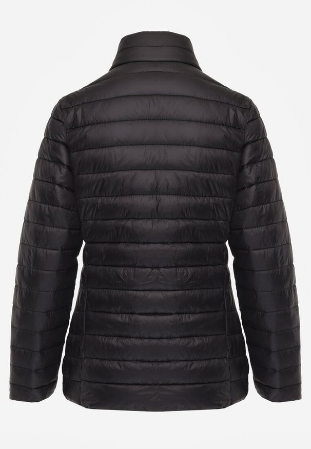 Renee - Czarna Kurtka Ozdobiona Pikowaniem i Kieszeniami na Suwak Mivuria. Okazja: na co dzień. Kolor: czarny. Materiał: jeans. Wzór: aplikacja. Styl: elegancki, casual