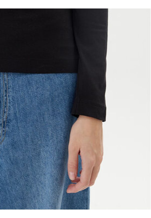 Guess Bluzka W5YI26 J1314 Czarny Slim Fit. Kolor: czarny. Materiał: bawełna