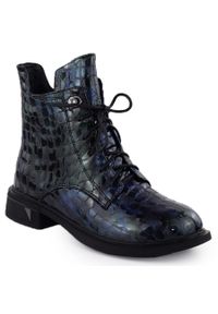 Skórzane botki damskie lakierowane kroko D&A S.Barski Premium Collection LZ52-962. Materiał: skóra. Szerokość cholewki: normalna. Styl: elegancki