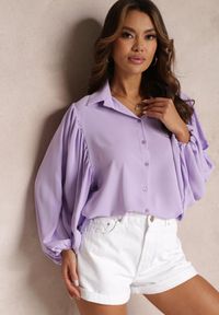 Renee - Fioletowa Koszula z Bufiastymi Rękawami Zdobionymi Plisowaniem Marayati. Kolor: fioletowy. Wzór: aplikacja #4