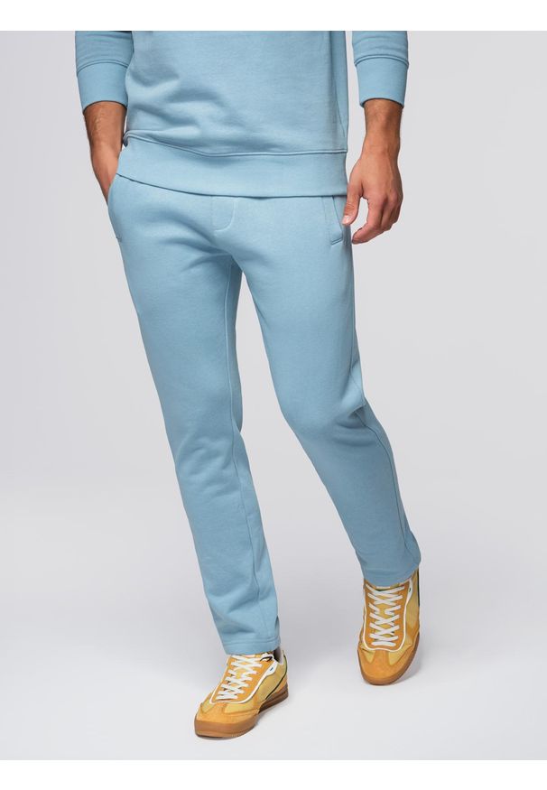 Ombre Clothing - Dresowe spodnie męskie z nogawką bez ściągacza - jasnoniebieskie V7 - Rozmiar: XL. Kolor: niebieski. Materiał: dresówka. Styl: sportowy