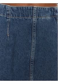 Calvin Klein Jeans Spódnica jeansowa Darted J20J222482 Niebieski Regular Fit. Kolor: niebieski. Materiał: bawełna