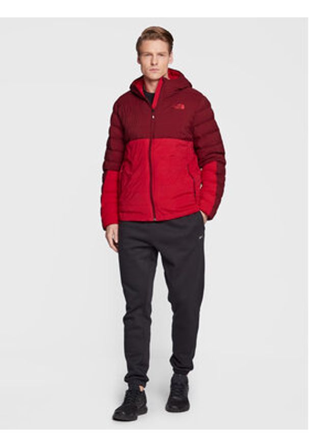 The North Face Kurtka przejściowa Thermoball NF0A7UL7 Czerwony Regular Fit. Kolor: czerwony. Materiał: syntetyk