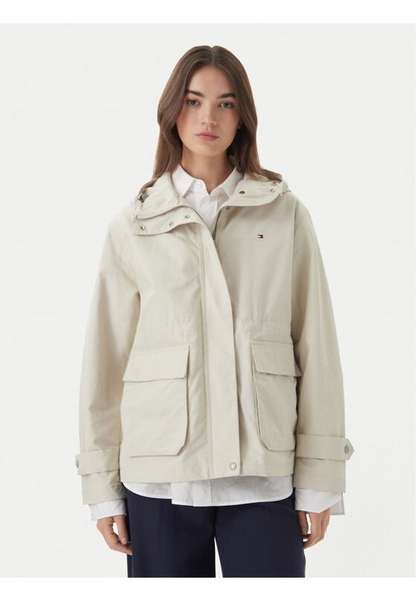 TOMMY HILFIGER - Tommy Hilfiger Kurtka przejściowa Utility WW0WW48612 Beżowy jasny Relaxed Fit. Kolor: beżowy. Materiał: syntetyk