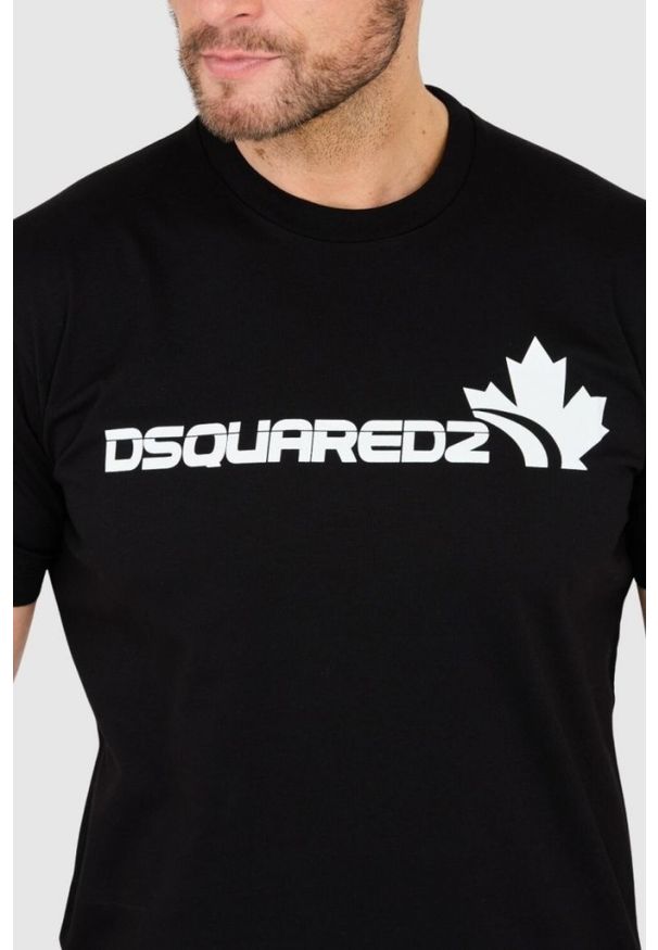 DSQUARED2 Czarny bawełniany t-shirt z dużym logo. Kolor: czarny. Materiał: bawełna