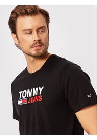 Tommy Jeans T-Shirt Corp Logo DM0DM15379 Czarny Regular Fit. Kolor: czarny. Materiał: bawełna #5