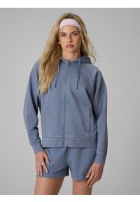 4f - 4F Bluza dresowa relaxed z kapturem damska - denim L. Okazja: na co dzień. Typ kołnierza: kaptur. Kolor: niebieski. Materiał: dresówka, denim. Styl: casual #2