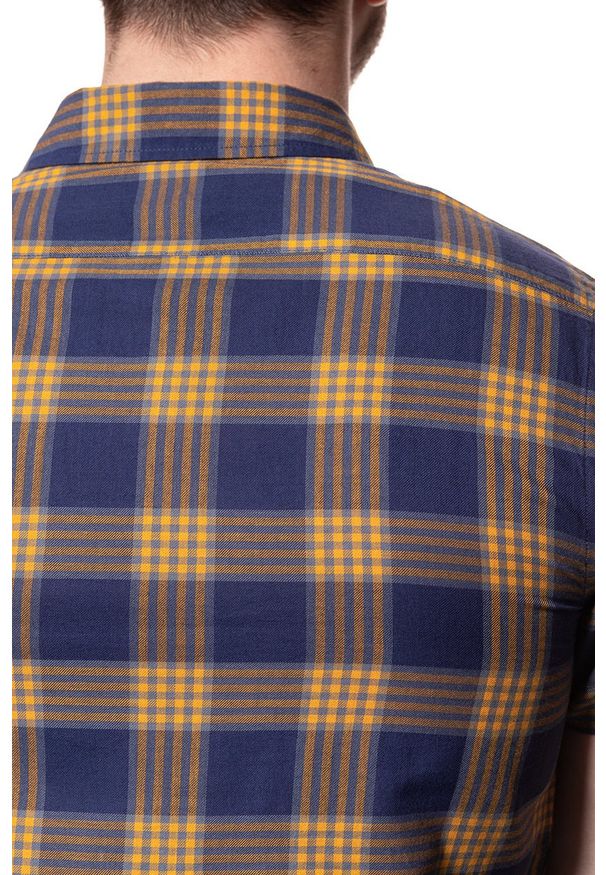 Wrangler - KOSZULA MĘSKA KRÓTKI RĘKAW WRANGLER SS 1PKT SHIRT PATRIOT BLUE W5881OR5H 112129599. Długość rękawa: krótki rękaw. Długość: krótkie