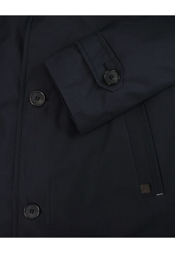 Delikatnie Ocieplana, Elegancka Kurtka Granatowa, Jesienno-Zimowa -JaniMen. Kolor: niebieski. Materiał: poliester, tkanina. Sezon: zima, jesień. Styl: elegancki