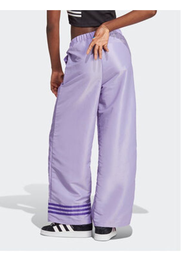 Adidas - adidas Spodnie dresowe Wide Leg Tracksuit Bottoms IC5443 Fioletowy. Kolor: fioletowy. Materiał: syntetyk