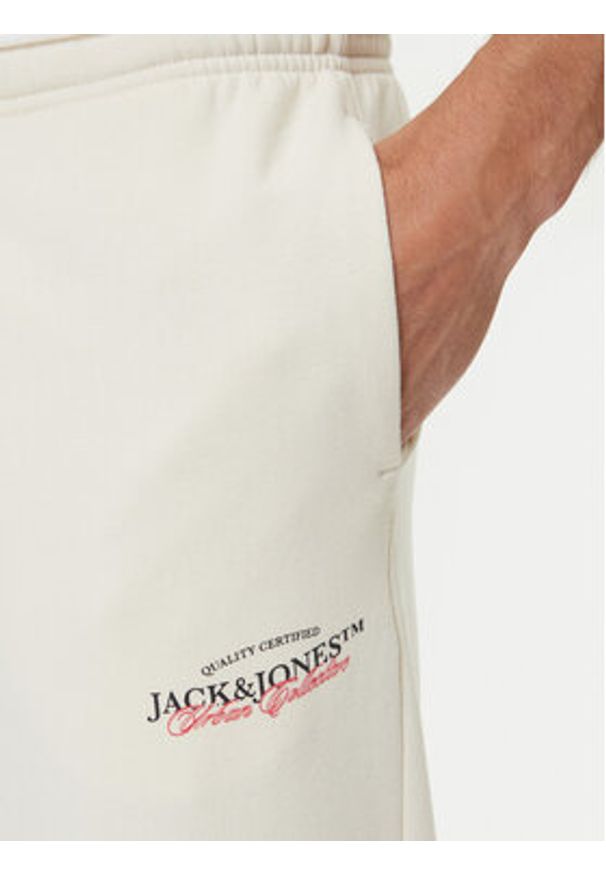 Jack & Jones Spodnie dresowe Kane Billy 12283257 Écru Relaxed Fit. Kolor: kremowy. Materiał: syntetyk, bawełna
