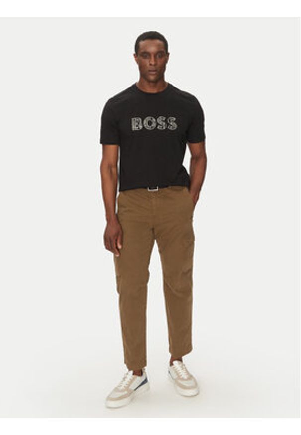 BOSS T-Shirt Te_Logotexture 50534923 Czarny Regular Fit. Kolor: czarny. Materiał: bawełna