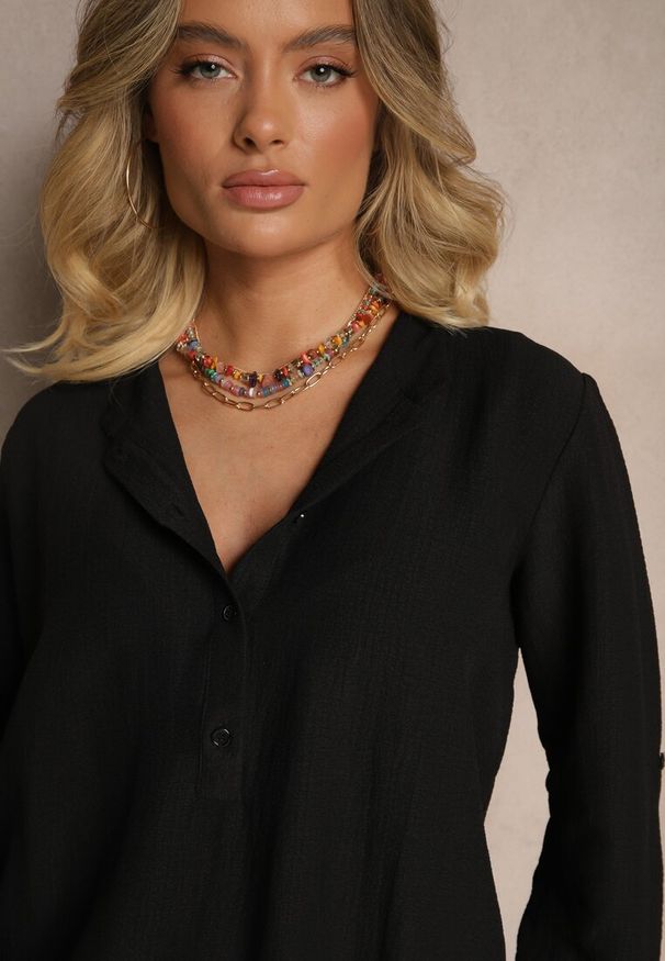 Renee - Czarna Koszula z Regulacją przy Rękawach Ilanelis. Okazja: na co dzień. Kolor: czarny. Materiał: jeans. Styl: casual