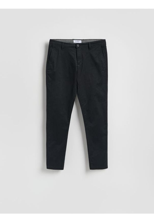 Reserved - Spodnie chino slim fit - czarny. Kolor: czarny. Materiał: tkanina, bawełna