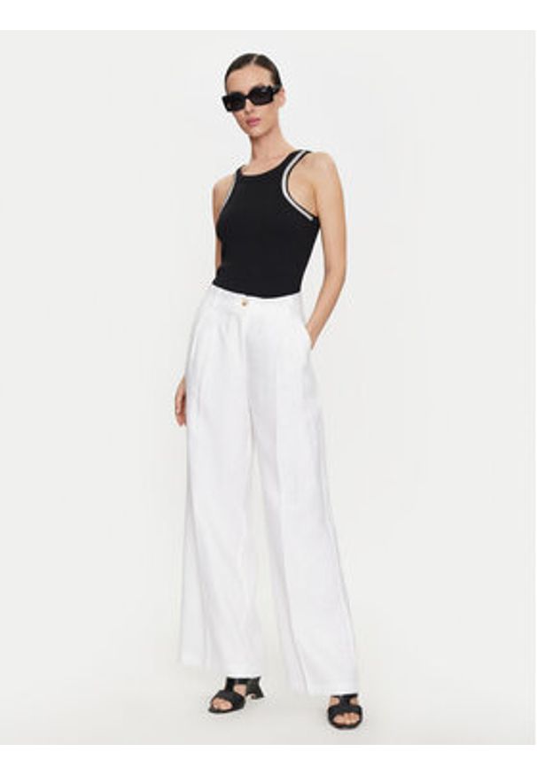 ViCOLO Top RB0244 Czarny Regular Fit. Kolor: czarny. Materiał: bawełna