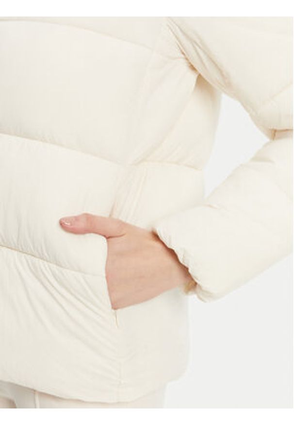 Guess Kurtka zimowa V4YL03 WFUD0 Écru Regular Fit. Materiał: syntetyk. Sezon: zima