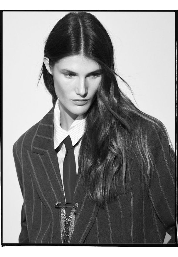 Reserved - Marynarka z wiskozą - ciemnoszary. Kolor: szary. Materiał: wiskoza