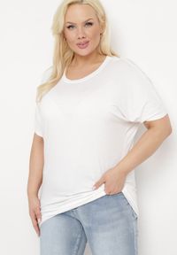 Born2be - Biały T-shirt z Rękawami w typie Nietoperza Salilena. Okazja: na co dzień. Kolor: biały. Materiał: jeans. Wzór: aplikacja. Styl: casual, elegancki, wizytowy #3