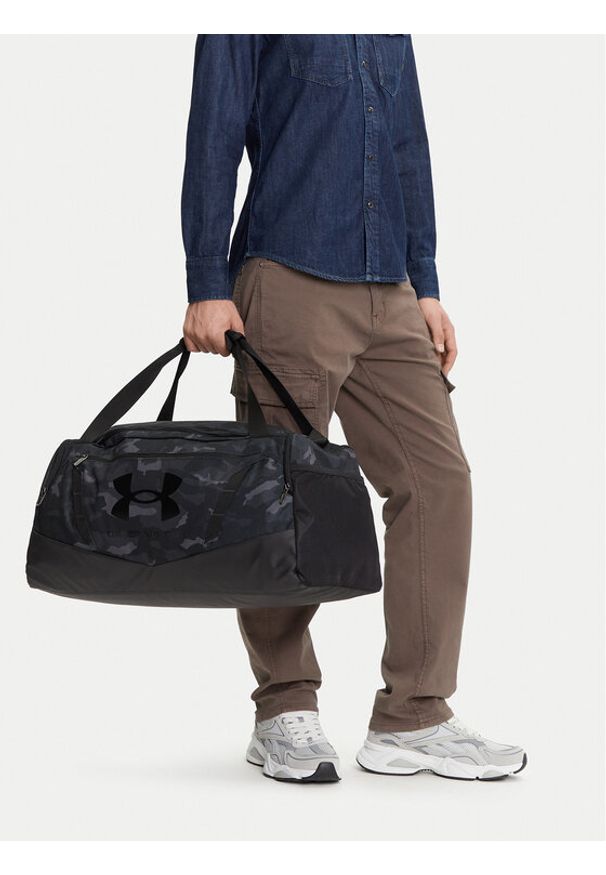 Under Armour Torba UA UNDENIABLE 5.0 DUFFLE MD 1369223 Szary. Kolor: szary. Materiał: materiał