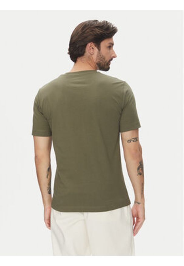Marc O'Polo T-Shirt 523 2012 51382 Zielony Regular Fit. Typ kołnierza: polo. Kolor: zielony. Materiał: bawełna