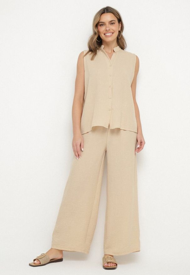 Born2be - Beżowy Komplet Koszula bez Rękawów i Szerokie Spodnie z Gumką w Pasie Telanwena. Kolor: beżowy