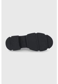 Answear Lab Mokasyny damskie kolor czarny na platformie. Nosek buta: okrągły. Kolor: czarny. Materiał: guma. Obcas: na obcasie, na platformie. Styl: wakacyjny. Wysokość obcasa: niski #5