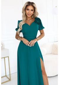 Numoco - Długa suknia wieczorowa rozkloszowana butelkowa zieleń. Okazja: na studniówkę, na ślub cywilny, na wesele, na imprezę. Styl: wizytowy. Długość: maxi #3