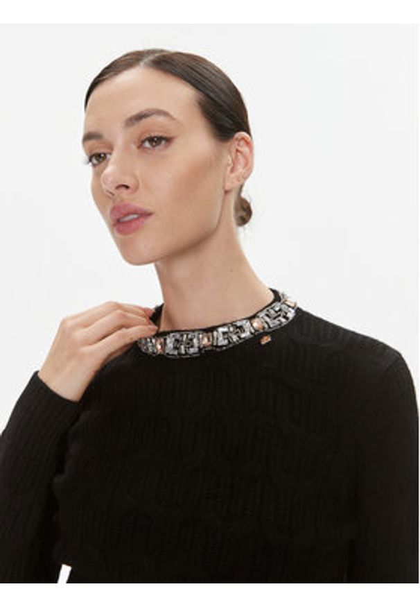 Elisabetta Franchi Sweter MK-15B-37E2-V460 Czarny Slim Fit. Kolor: czarny. Materiał: wełna