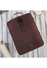 Plecak na laptopa PAOLO PERUZZI T-93-BR brązowy. Kolor: brązowy. Materiał: materiał #1