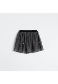Reserved - Tiulowa spódnica z pomponikami - Czarny. Kolor: czarny. Materiał: tiul #1
