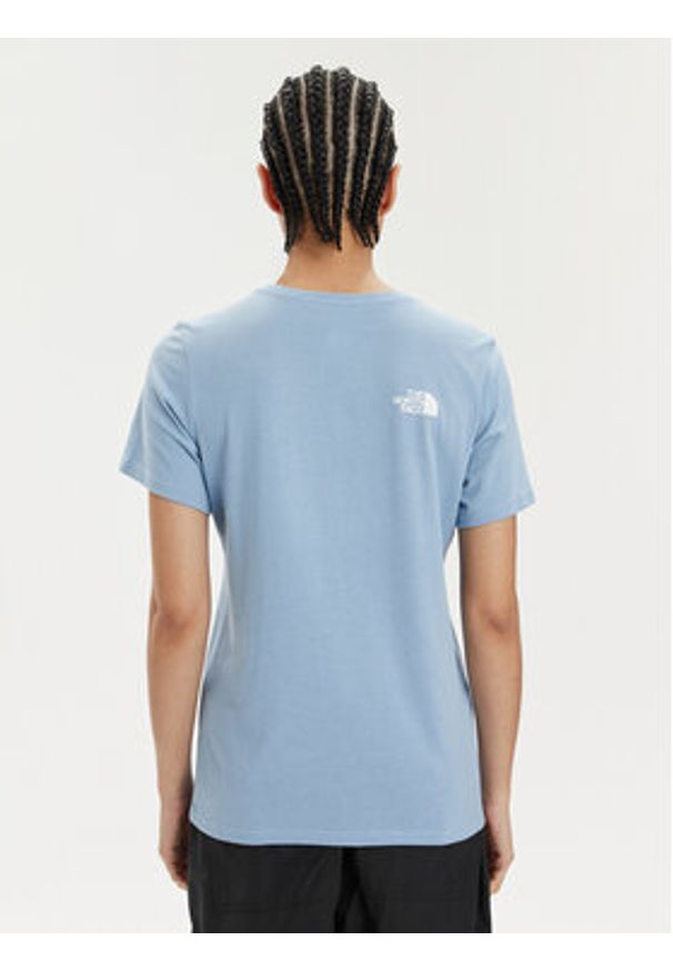 The North Face Koszulka techniczna Foundation Traces NF0A882U Niebieski Regular Fit. Kolor: niebieski. Materiał: syntetyk, bawełna