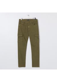 Sinsay - Spodnie cargo slim fit - Zielony. Kolor: zielony #1