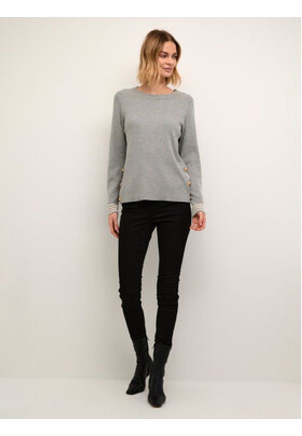 Culture Sweter Cuannemarie 50109693 Szary Feminine Fit. Kolor: szary. Materiał: wiskoza