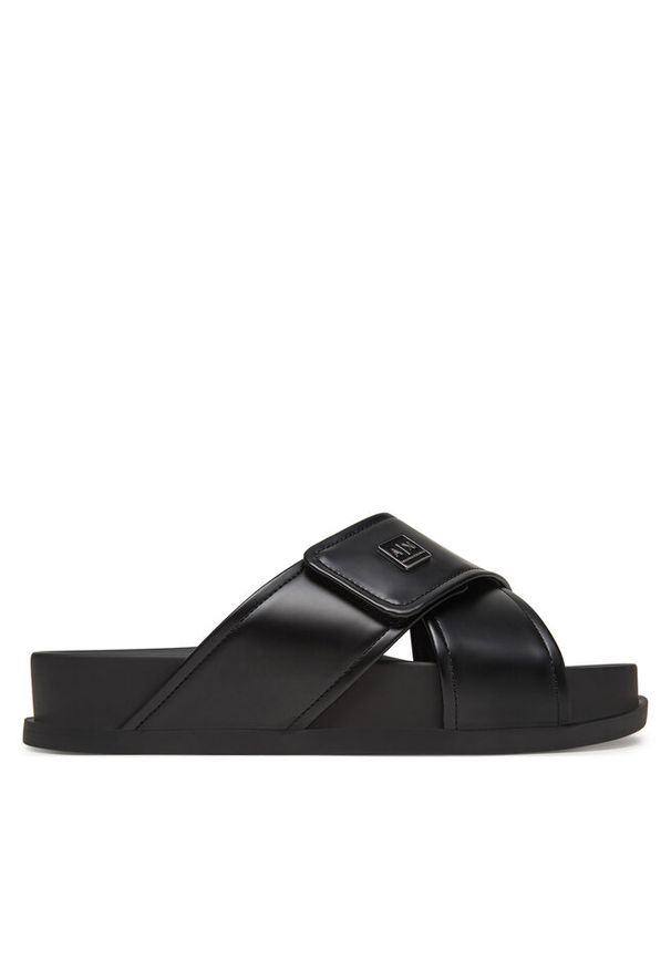 Klapki Armani Exchange. Kolor: czarny