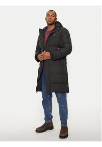 Hechter Paris Płaszcz zimowy 45018 142213 Czarny Regular Fit. Kolor: czarny. Materiał: syntetyk. Sezon: zima
