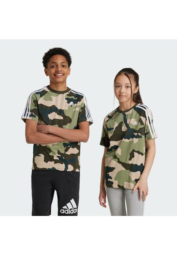 Adidas - Koszulka Juniors Essentials Allover Printed Kids. Kolor: brązowy, zielony, wielokolorowy, biały. Materiał: materiał