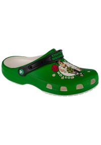 Klapki Crocs Classic Nba Boston Celtics Clog M 209442-100 zielone. Okazja: na plażę. Kolor: zielony. Materiał: guma. Sezon: lato