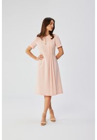 Stylove - Elegancka sukienka midi z ozdobnymi zakładkami pudrowy róż. Kolor: różowy. Styl: elegancki. Długość: midi #3