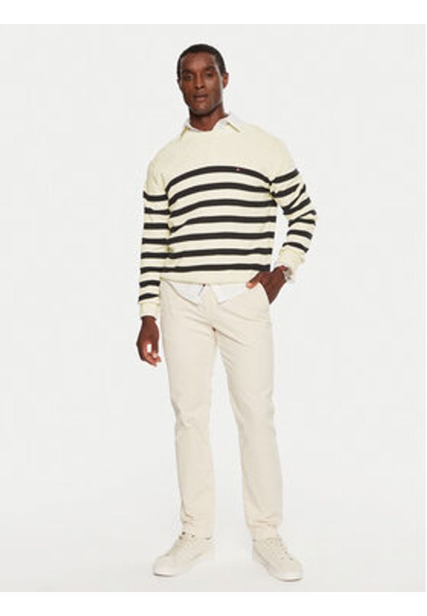 TOMMY HILFIGER - Tommy Hilfiger Sweter MW0MW36525 Beżowy Regular Fit. Kolor: beżowy. Materiał: bawełna