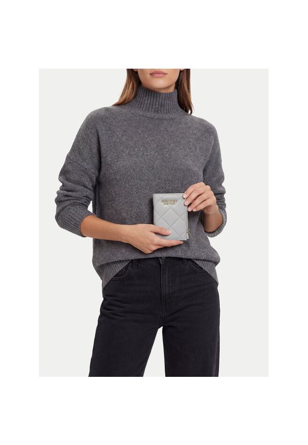 Portfel Nine West. Kolor: szary