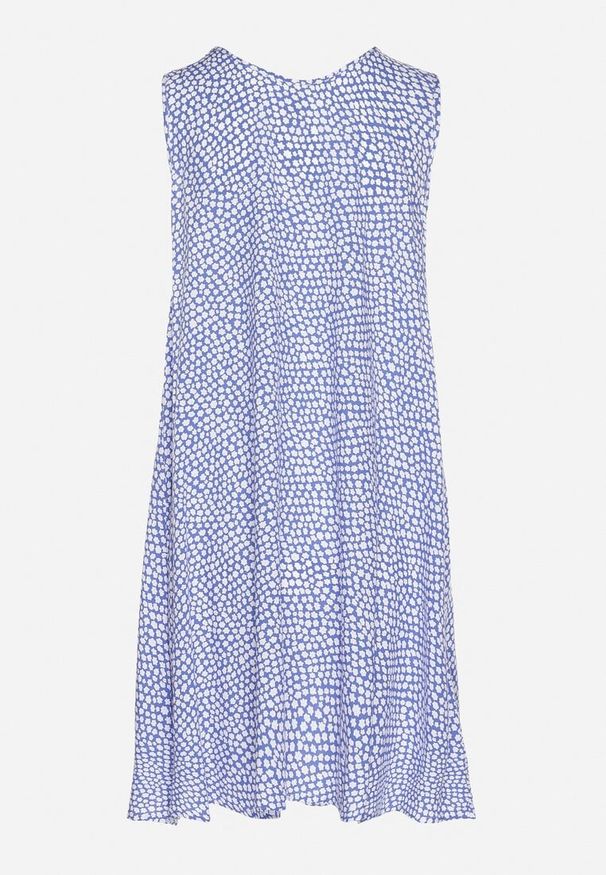 Born2be - Niebieska Bawełniana Rozkloszowana Sukienka Ozdobiona Kwiatami i Guzikami Lisavella. Okazja: na co dzień, na spacer. Kolor: niebieski. Materiał: bawełna. Wzór: aplikacja, kwiaty. Sezon: lato. Styl: klasyczny, casual, elegancki