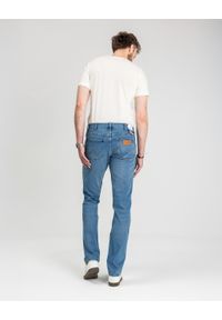 Wrangler - WRANGLER MĘSKIE SPODNIE JEANSOWE WRANGLER GREENSBORO COOL TWIST W15QYLZ70 112330710 #6