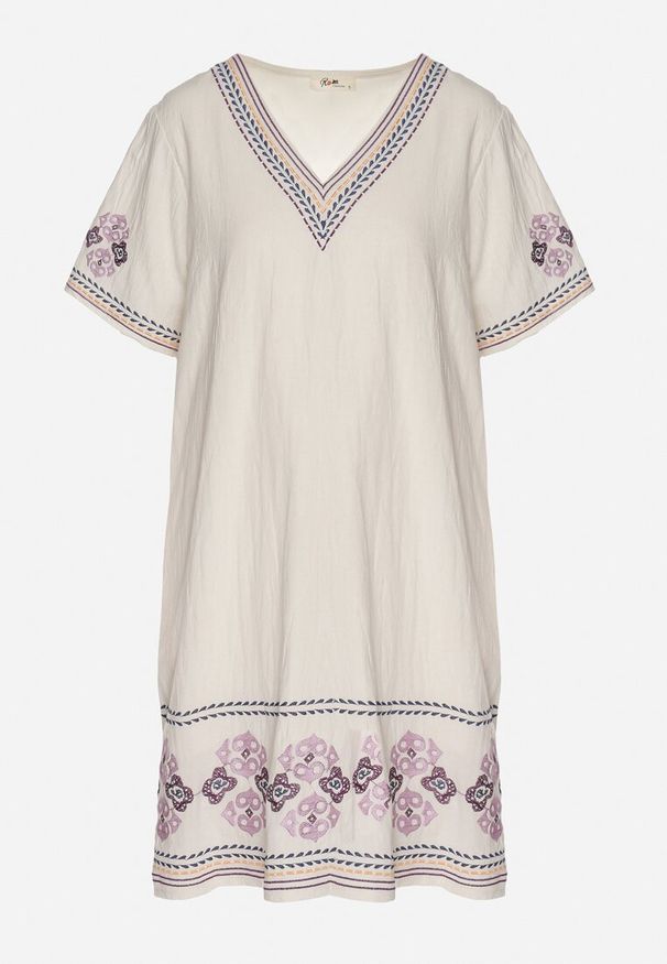 Born2be - Fioletowa Sukienka Bawełniana o Pudełkowym Fasonie Ozdobiona Haftami Tirkio. Okazja: na co dzień. Typ kołnierza: dekolt w kształcie V. Kolor: fioletowy. Materiał: bawełna. Wzór: haft, aplikacja. Styl: casual, elegancki